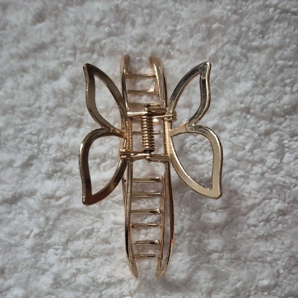 Gold Butterfly Hair Clip - Picture 2 of 4